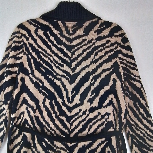 Forever 21 Open Front‎ Sweater Cardigan Size Med in Black, Tan Zebra - Picture 7 of 10